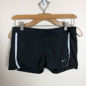 Women’s Medium Nike Dri Fit Shorts